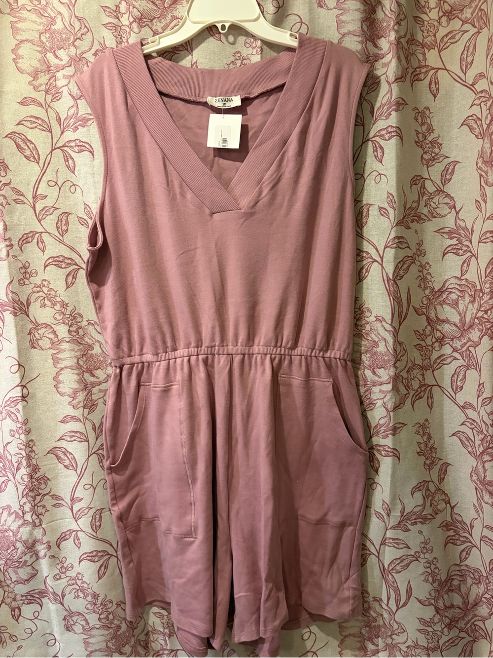 Zenana Outfitters Mauve V-Neck Sleeveless Romper